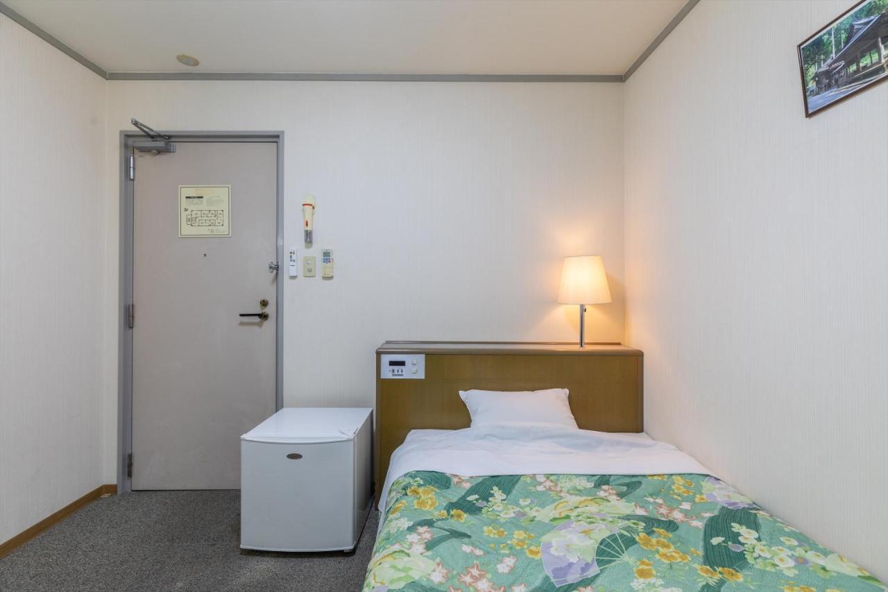 Tabist Business Hotel Takamado Shin-Omiya Нара Экстерьер фото